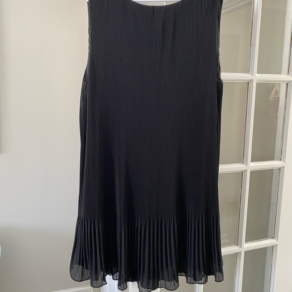 H&M Black Pleated Sleeveless Mini Dress - Size XL - NWOT - Picture 2 of 10